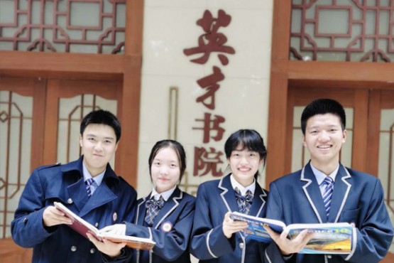外国语中加班学校环境